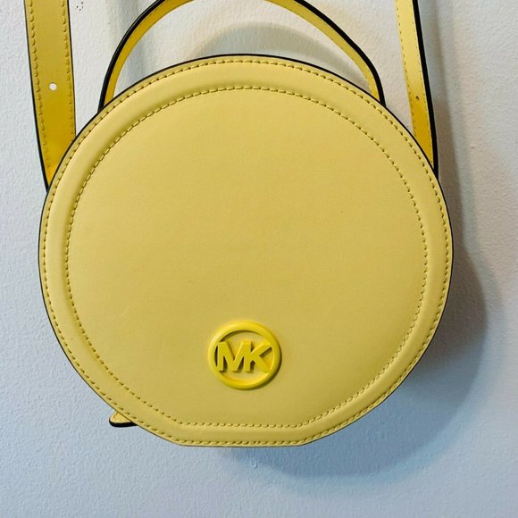 Michael Kors Womens Cross Body Strap Canteen Bag - Picture 3 of 9